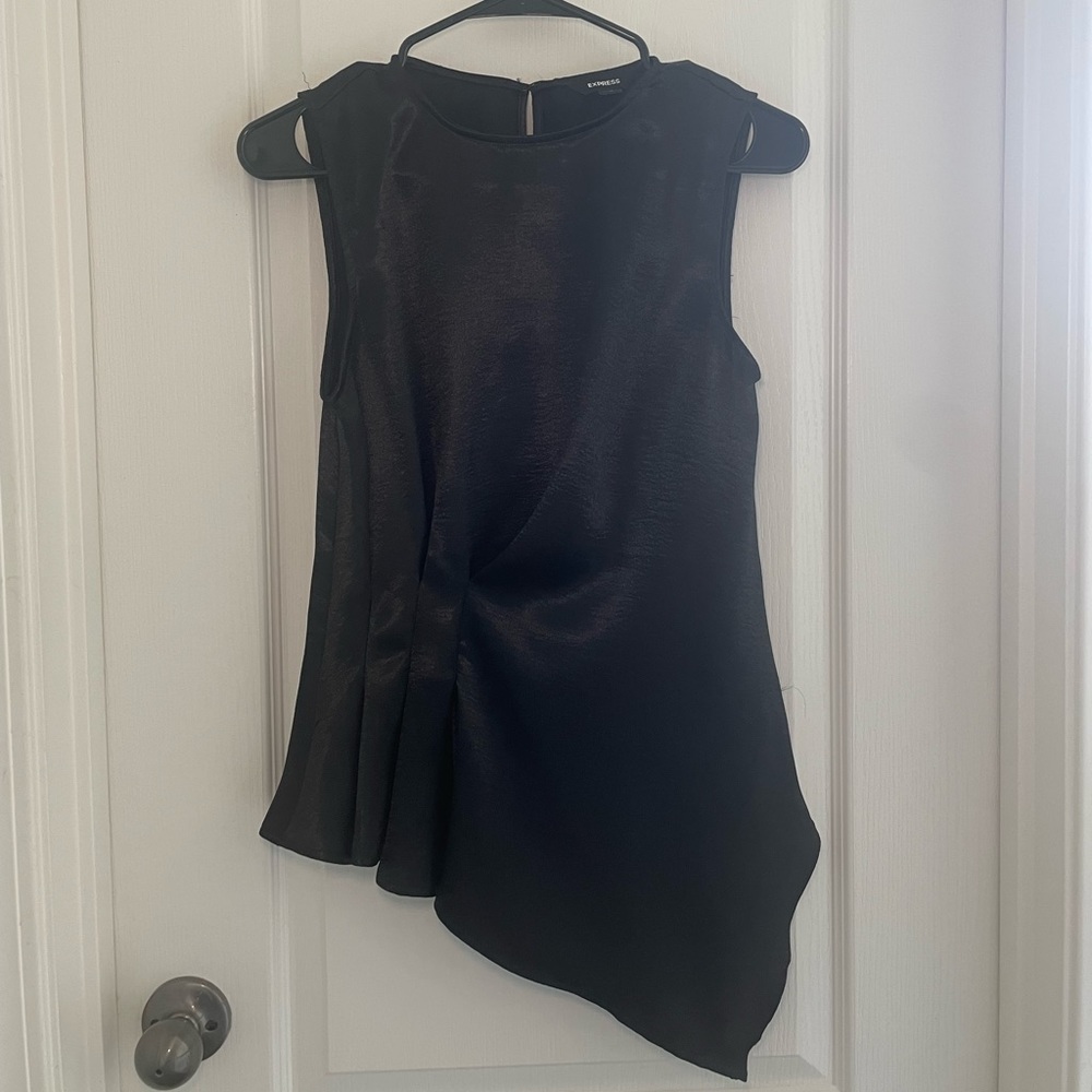 Asymmetrical black top